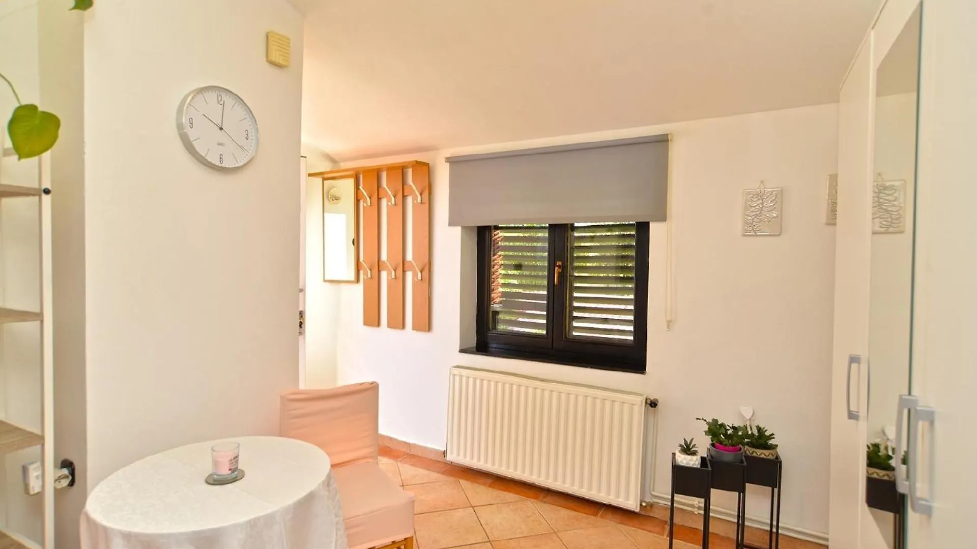 Apartment Ferienwohnung Fuer 6 Personen Ca 61 Qm In Banjole, Istrien Istrische Riviera